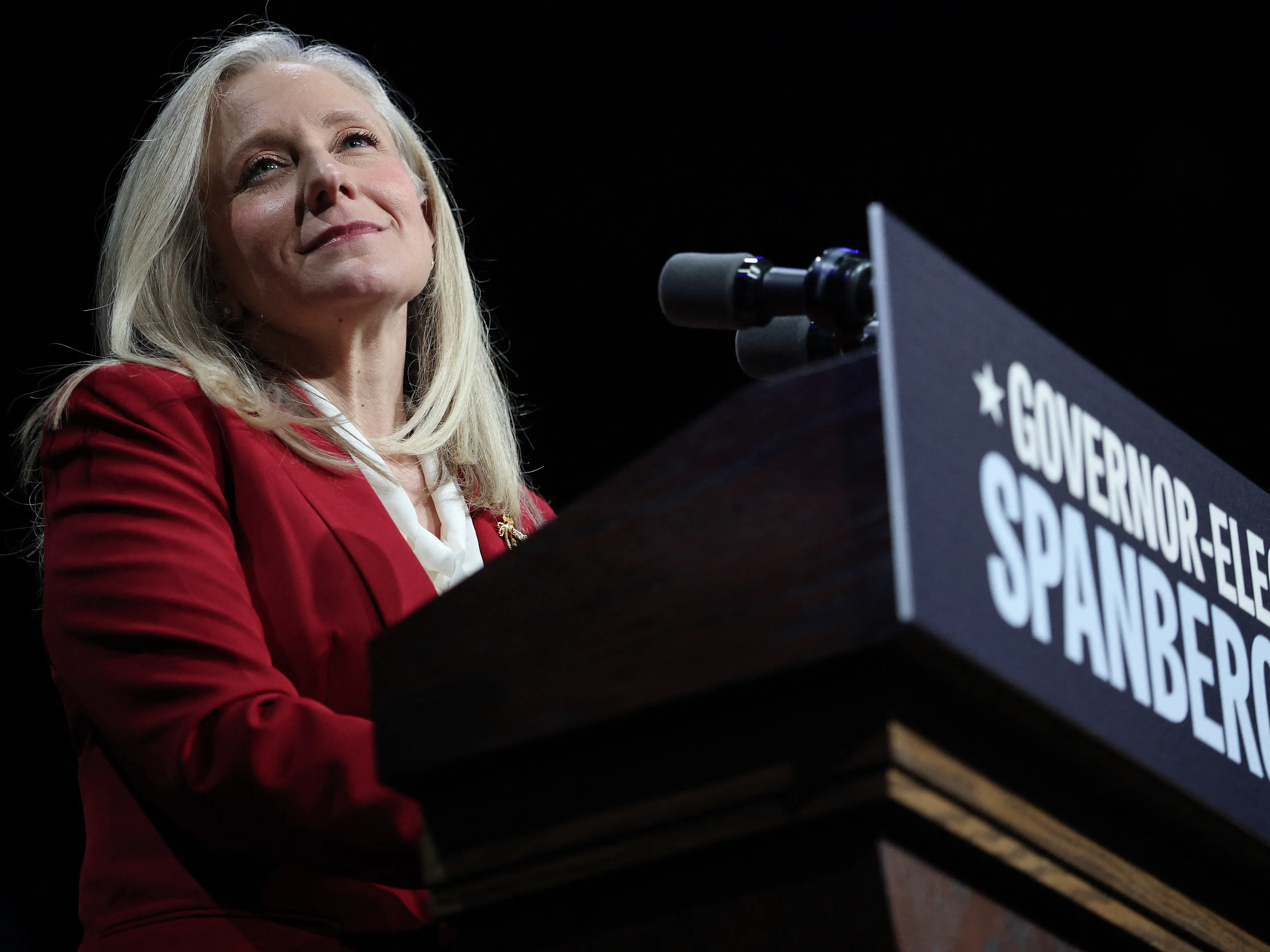 Who is Abigail Spanberger? Ex-CIA officer becomes Virginia’s first woman governor Who is Abigail Spanberger? Ex-CIA officer becomes Virginia’s first woman governor