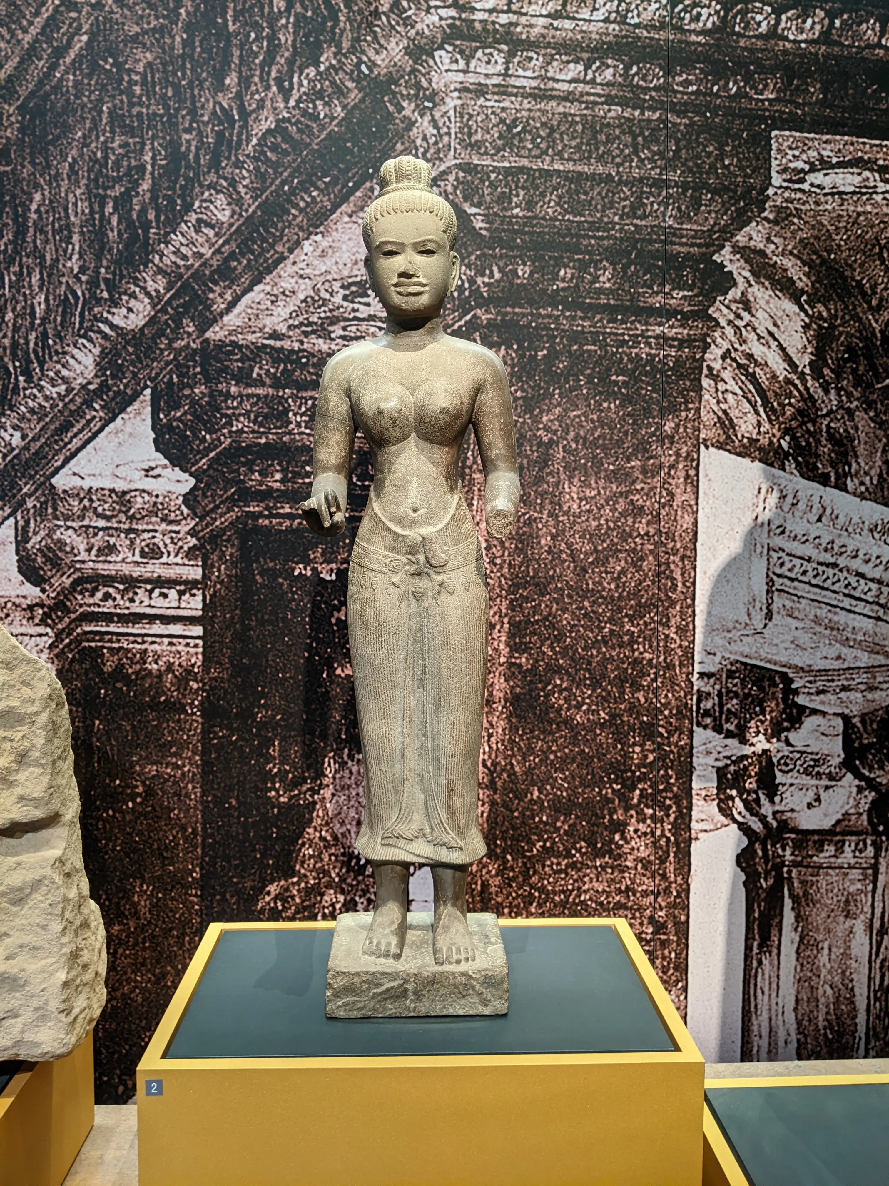 Angkor (Khmer Empire): hydraulic mastery and urban scale