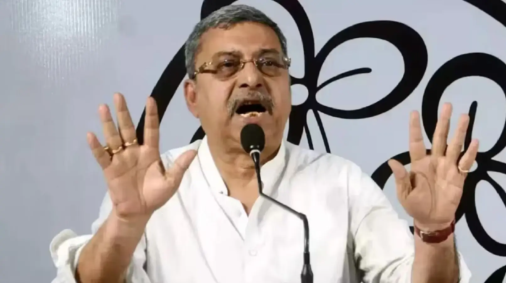 TMC MP Kalyan Banerjee loses ₹56 lakh to cyberfraud through fake KYC of bank account