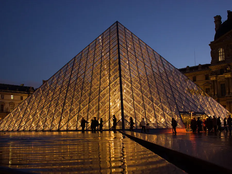 Daring 2025 Louvre jewellery theft that left museum directors scrambling set for big-screen adaptation