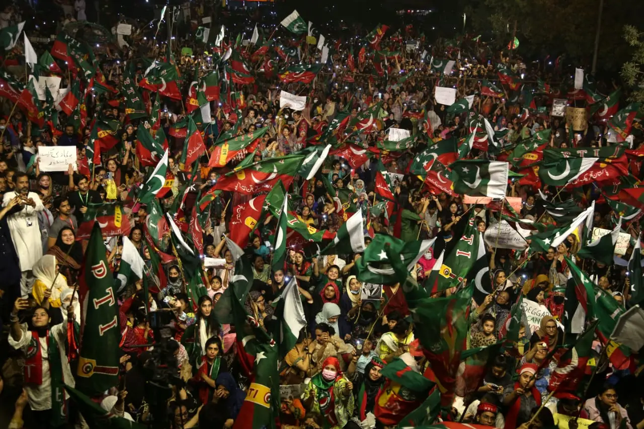 Public resentment, political opposition might not win against constitutional reform