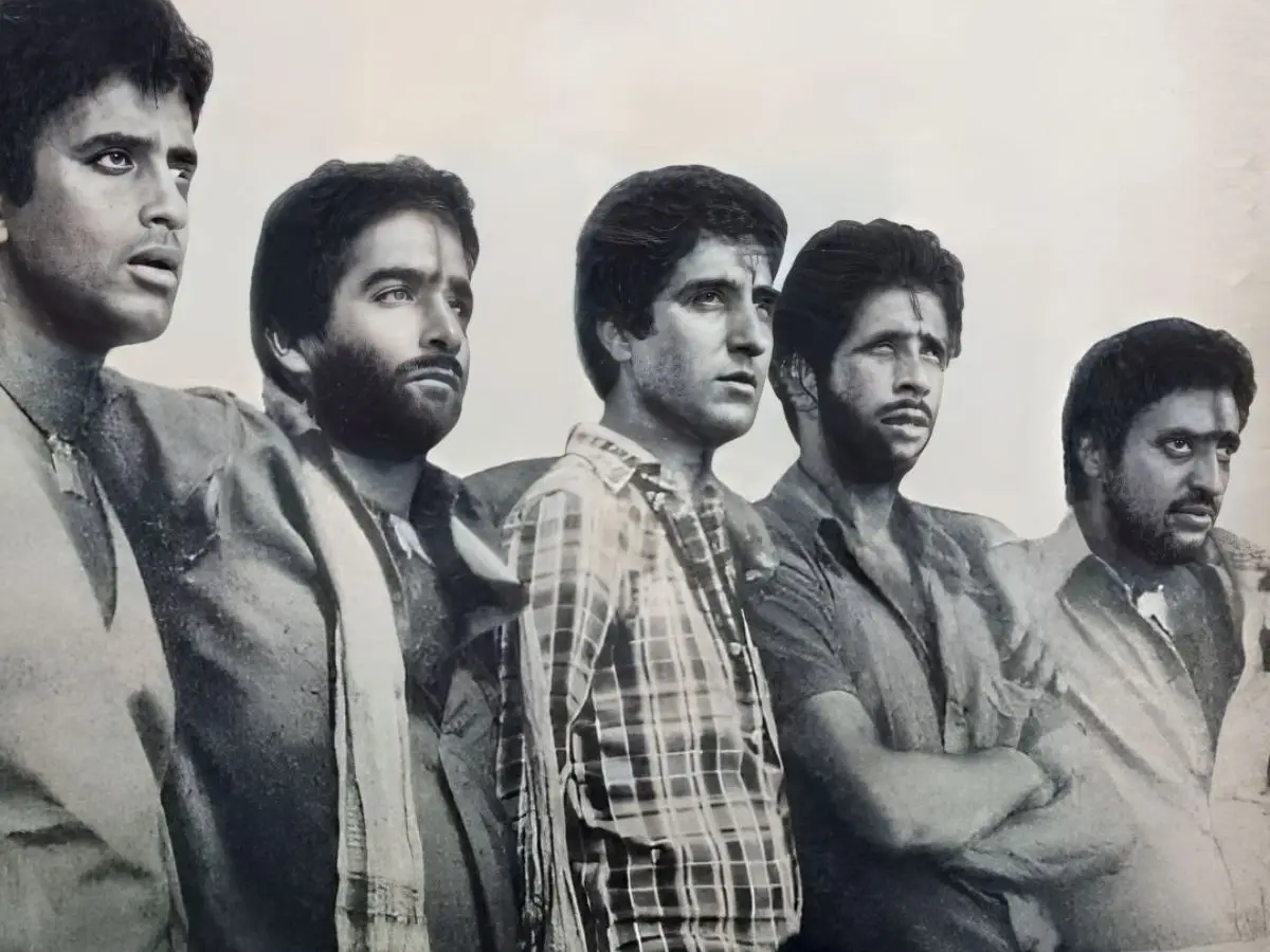 Hum Paanch (1980)