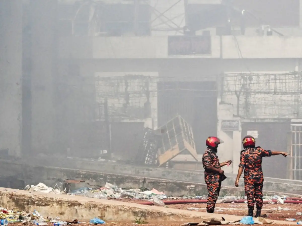 HIGH ALERT in Bangladesh after bomb blasts, arson at various locations in Dhaka - What we know