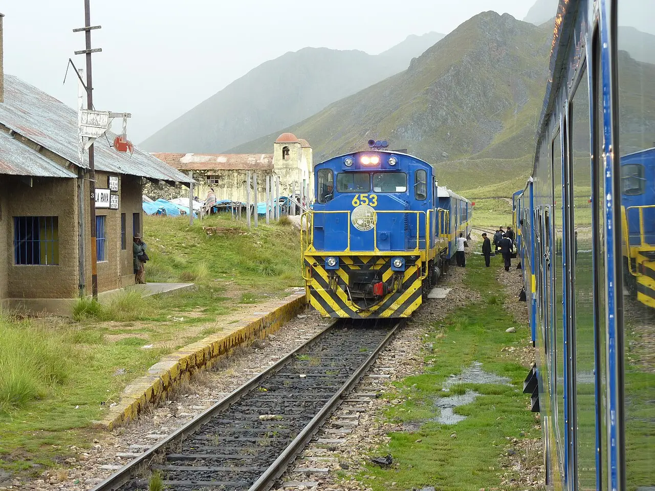 La Raya Station, Peru - 4,313 meters