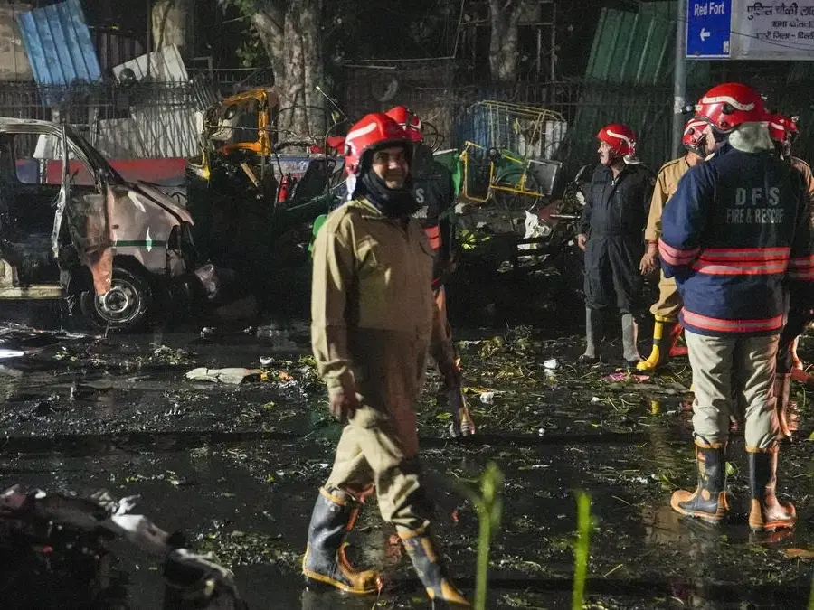 CIK raids 24 locations in Kashmir: 15 detained, including 5 doctors, in Red Fort blast probe CIK raids 24 locations in Kashmir: 15 detained, including 5 doctors, in Red Fort blast probe