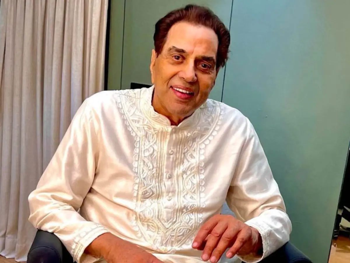 Dharmendra leaked video: Breach Candy Hospital staff arrested for secretly filming the actor and his family Dharmendra leaked video: Breach Candy Hospital staff arrested for secretly filming the actor and his family