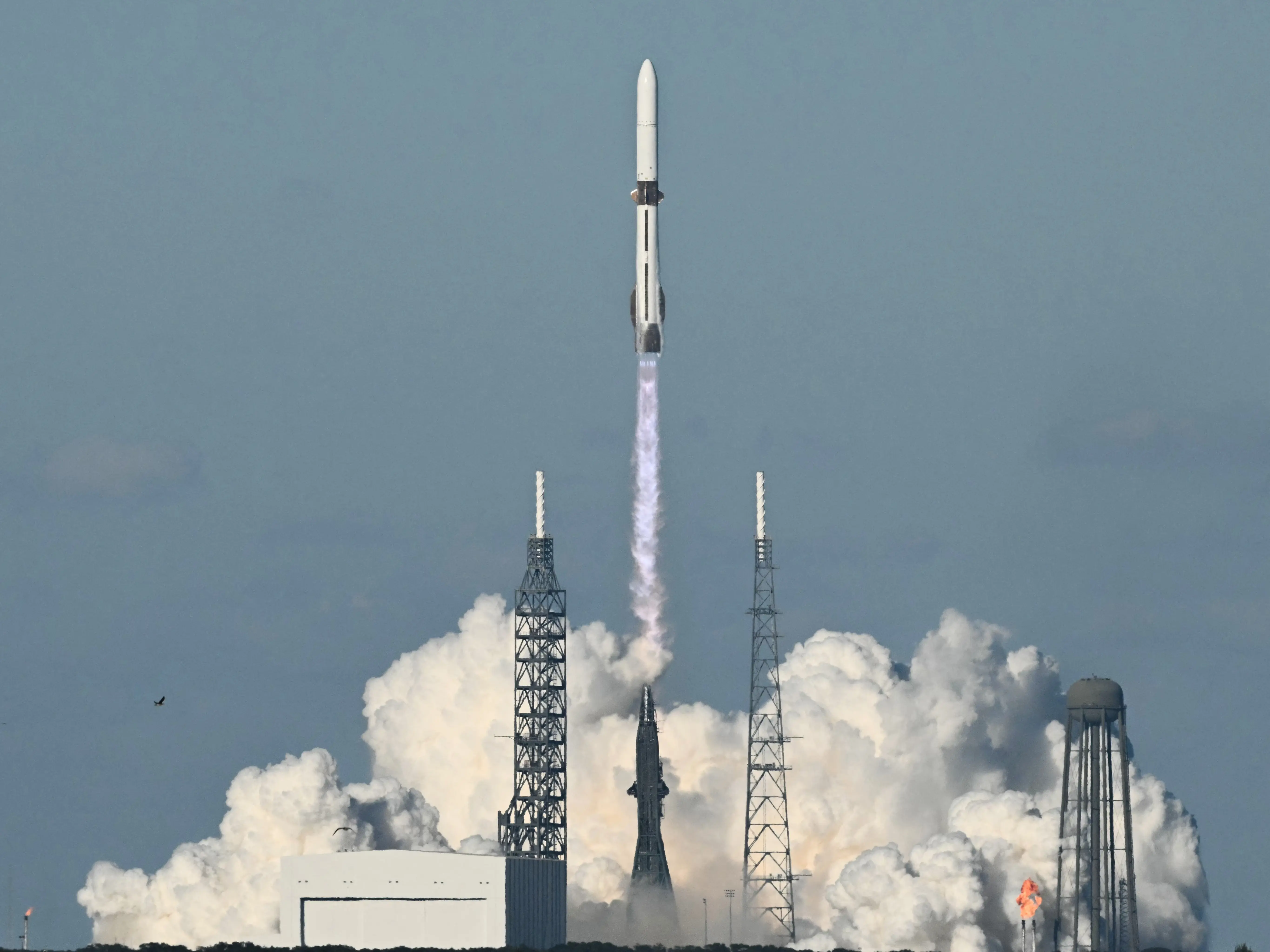 Blue Origin nails New Glenn launch, sends NASA’s Mars mission on its way Blue Origin nails New Glenn launch, sends NASA’s Mars mission on its way