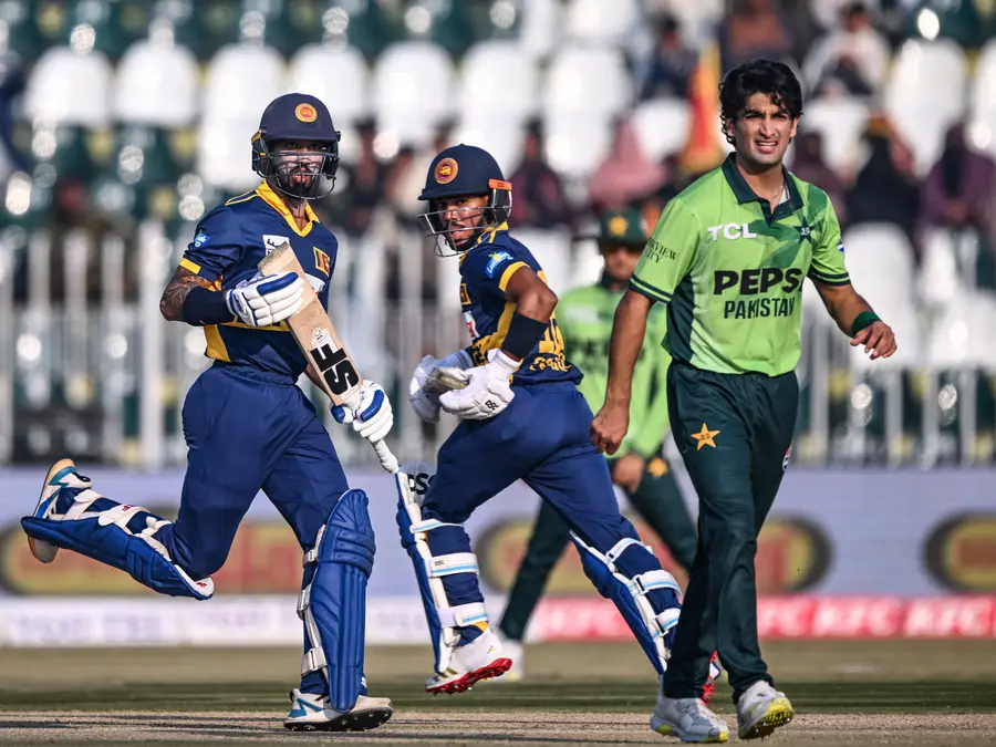 WATCH | Sri Lanka players escorted back to hotel under heavy security after practice session