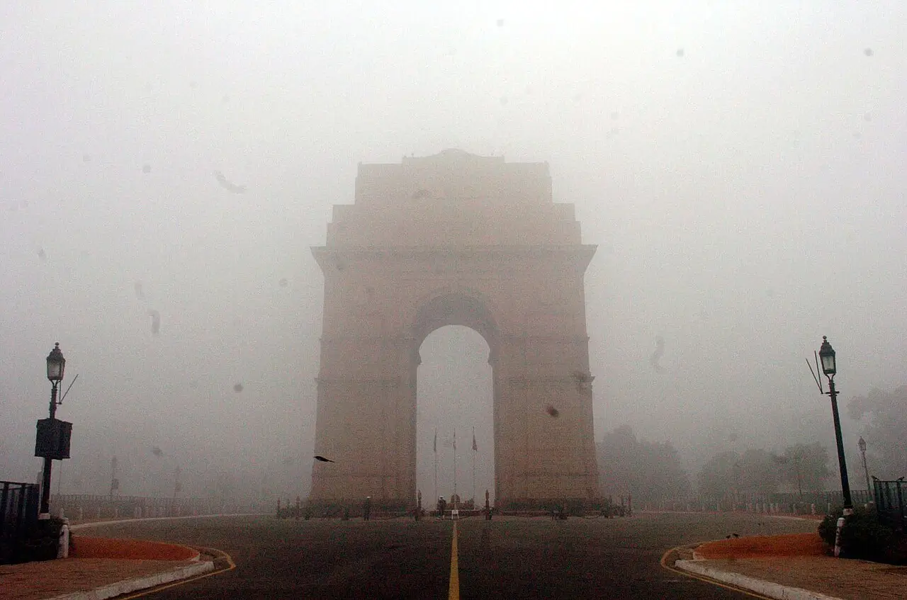 Temperature Inversions Trap Pollution