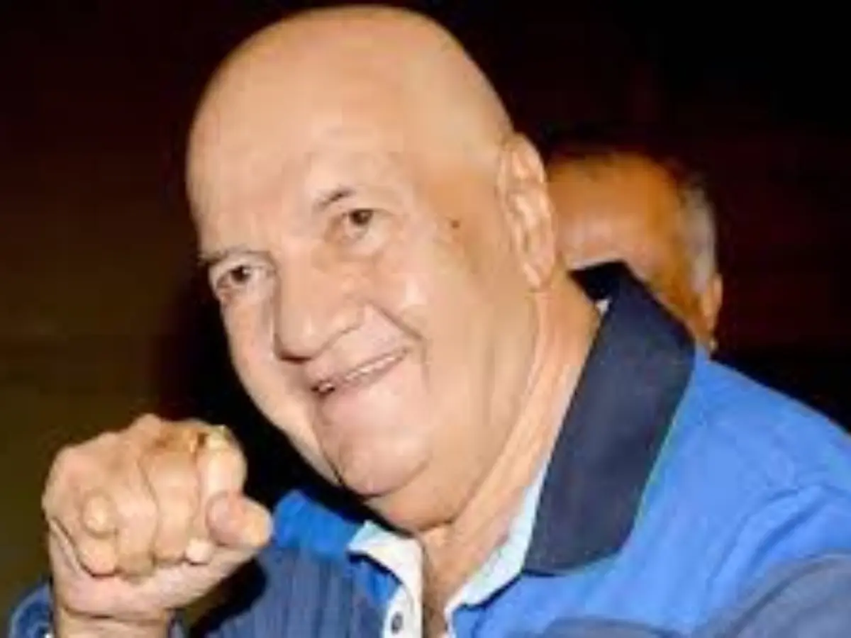 Veteran actor Prem Chopra discharged from hospital in Mumbai Veteran actor Prem Chopra discharged from hospital in Mumbai