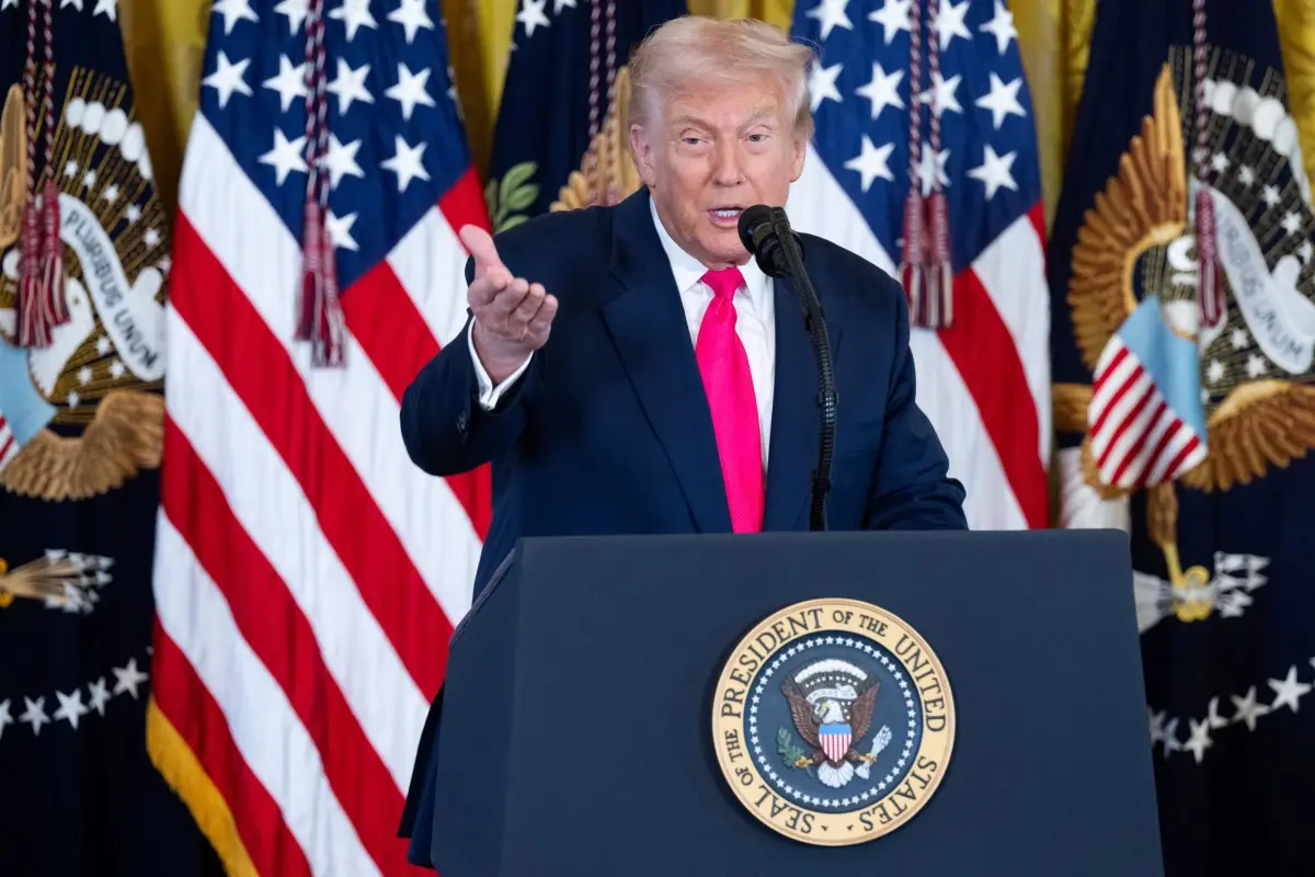 Trump re-pardons militia member involved in Capitol Hill riots