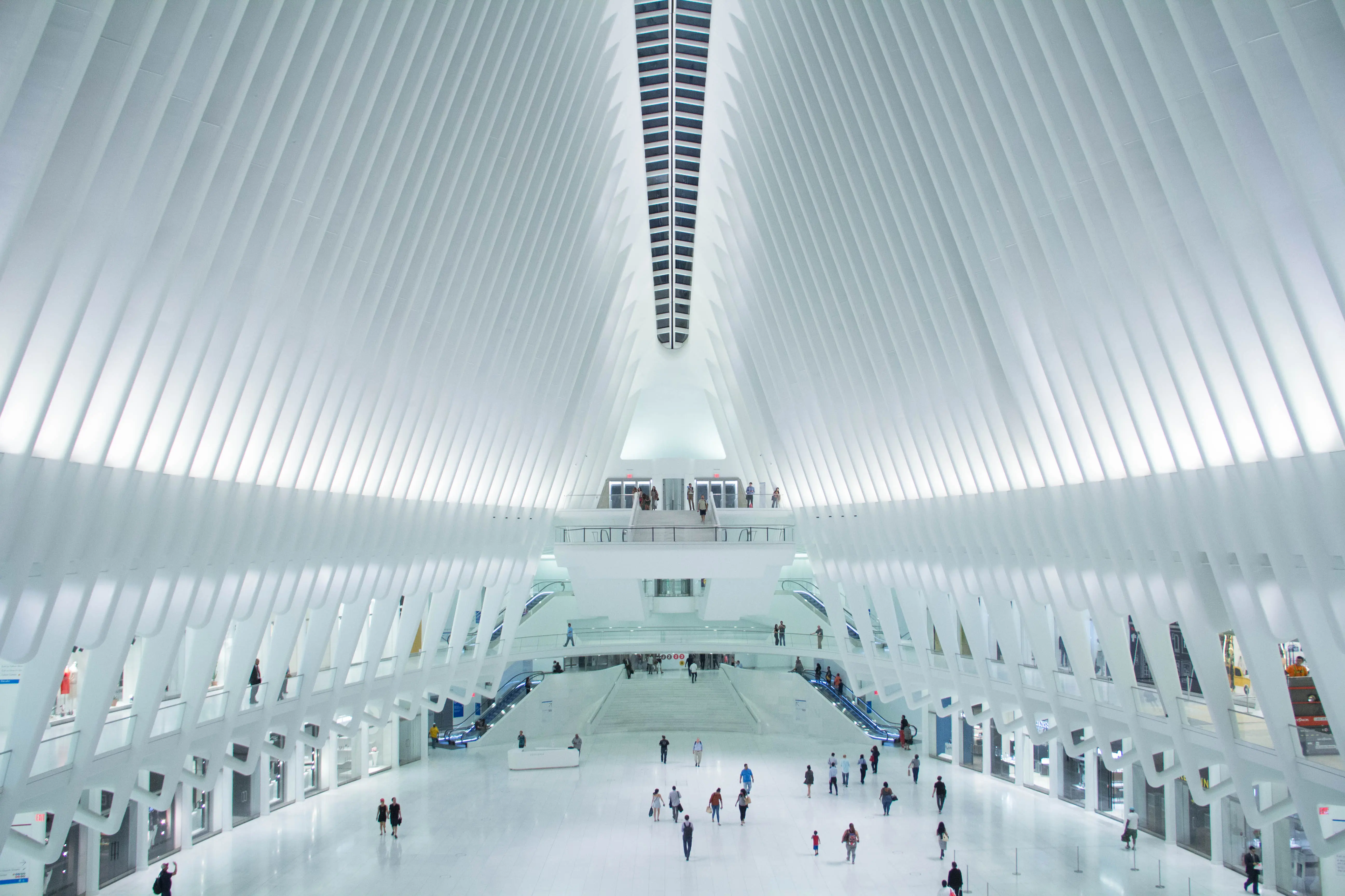 10 railway stations famous for futuristic architecture