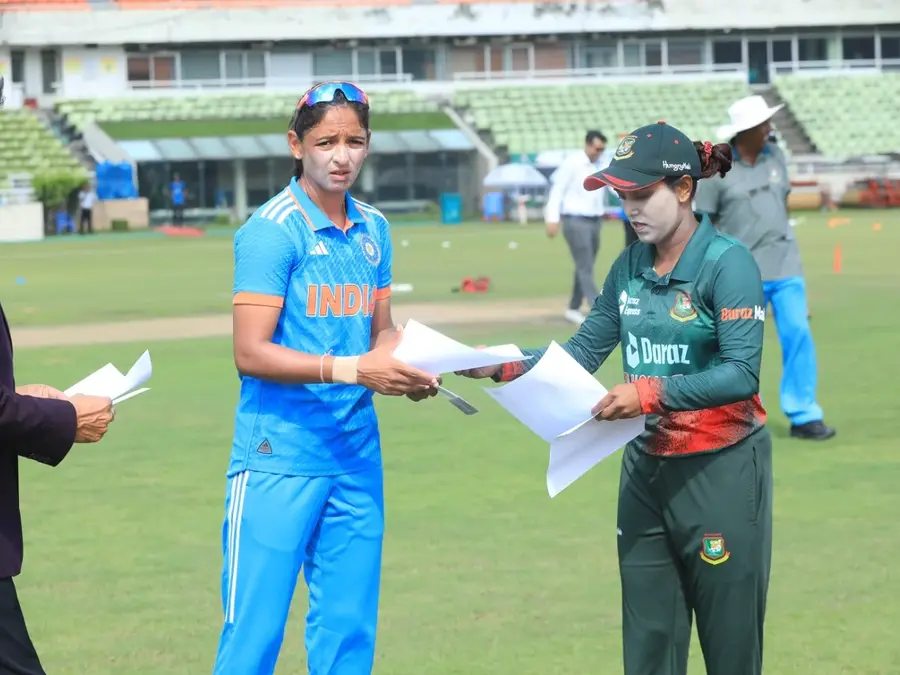 Bangladesh women skipper Sultana unnecessarily drags Harmanpreet to defend allegations of 'beating up juniors'