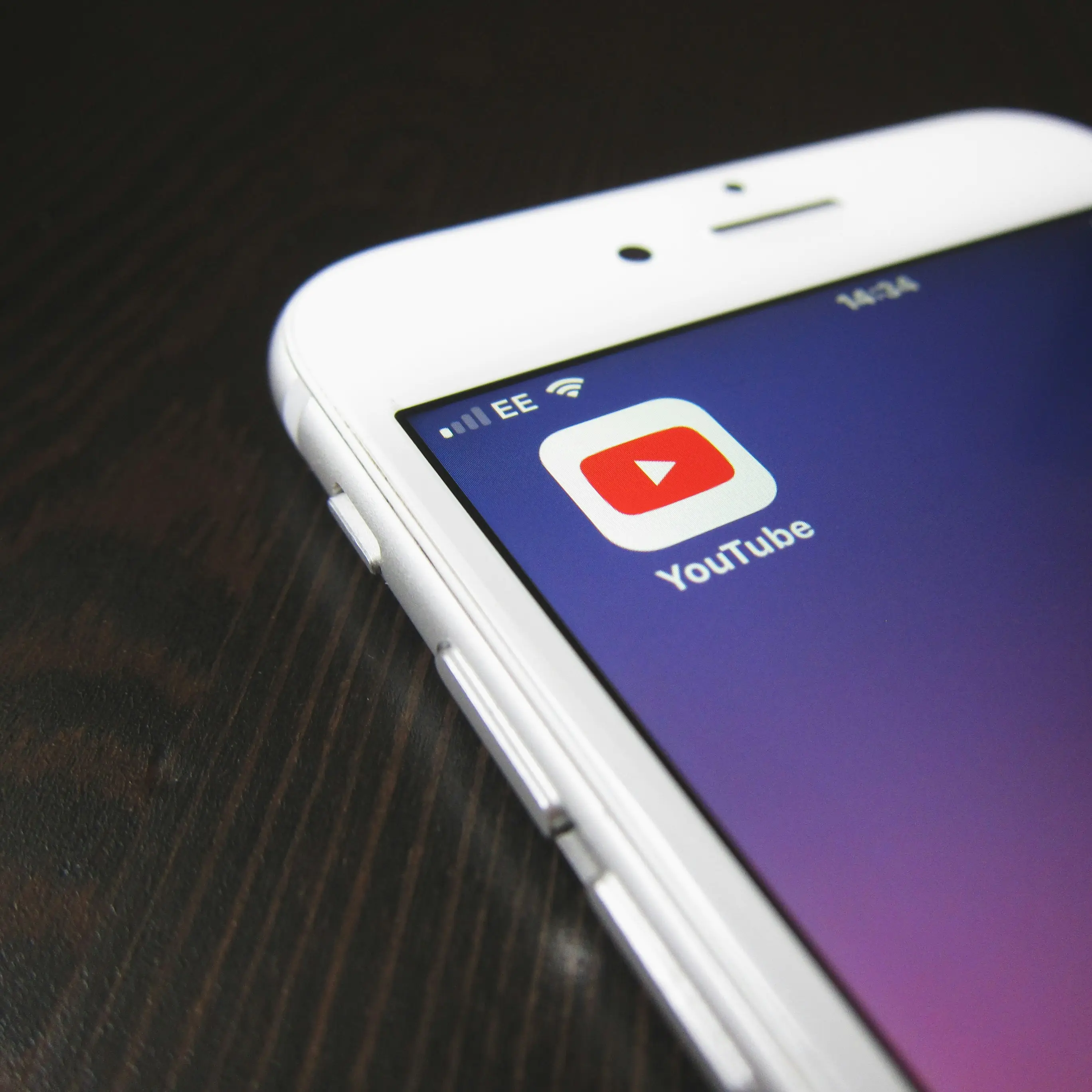 ‘Instagram vs YouTube’: Where do creators earn more?