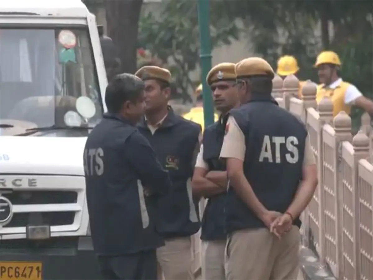 Gujarat ricin terror plot: Accused carried out recce in temples of Haridwar, New CCTV footage emerges Gujarat ricin terror plot: Accused carried out recce in temples of Haridwar, New CCTV footage emerges