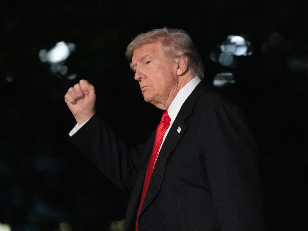 Trump promises Americans 'RECORD SETTING' tariff payoff coming soon, predicts unprecedented amount money for the US Trump promises Americans 'RECORD SETTING' tariff payoff coming soon, predicts unprecedented amount money for the US