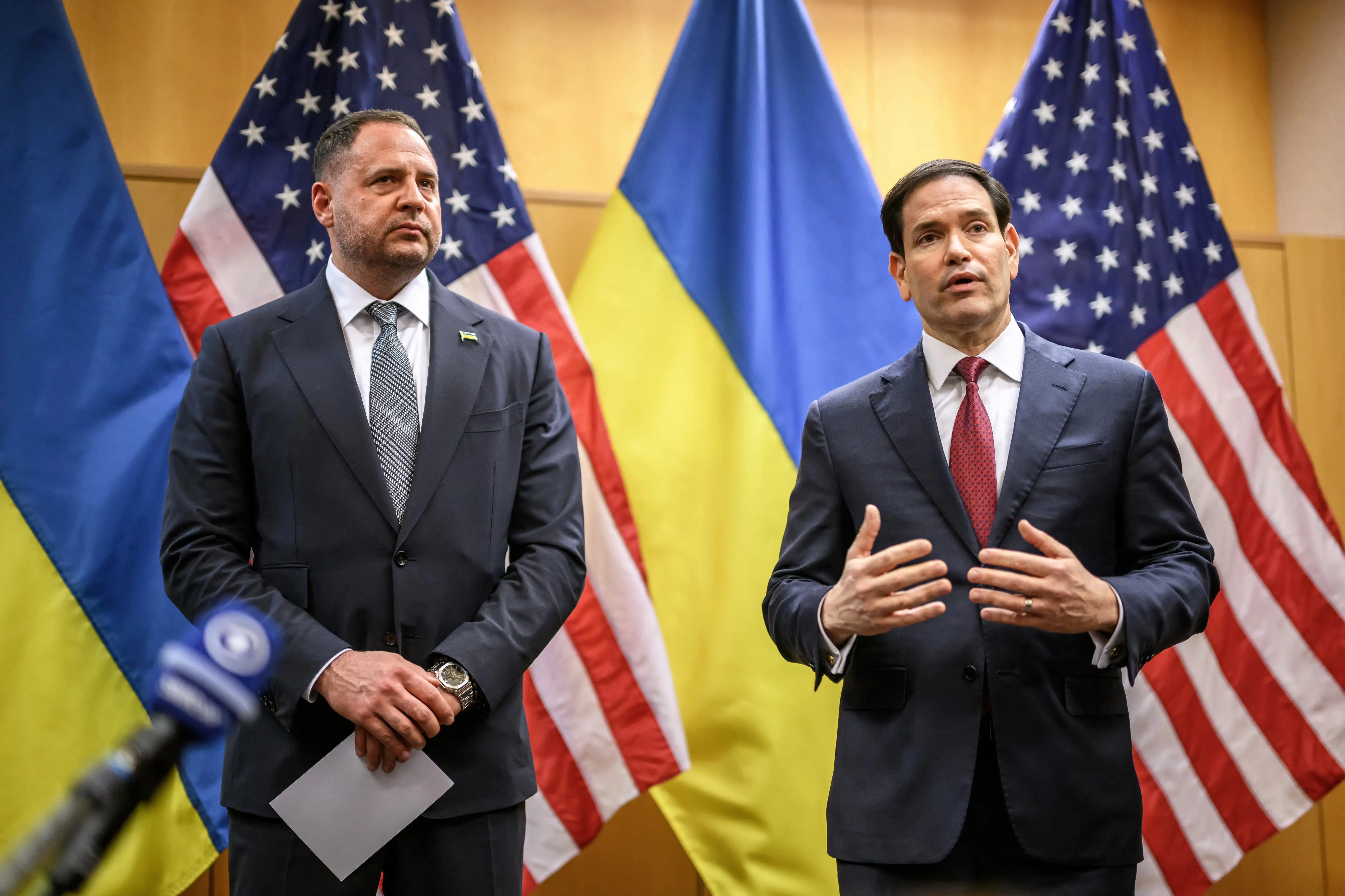 Russia says it was not informed of Geneva talks; strikes Kharkiv amid ongoing peace efforts