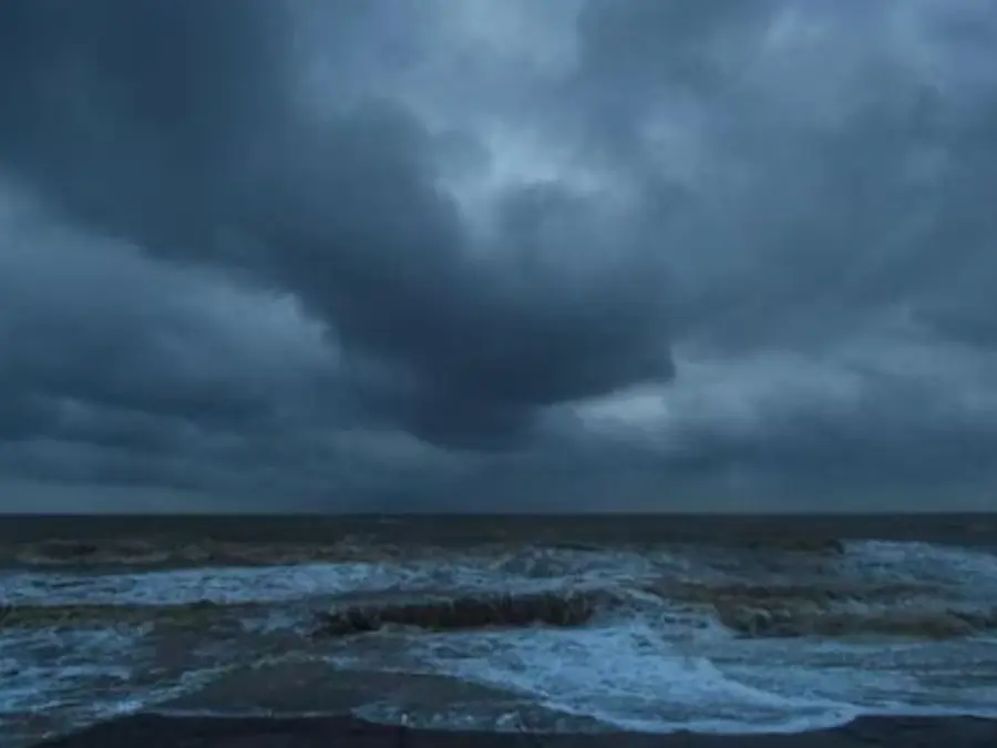 Both weather systems in Bay of Bengal to intensify; heavy rain warning for Tamil Nadu