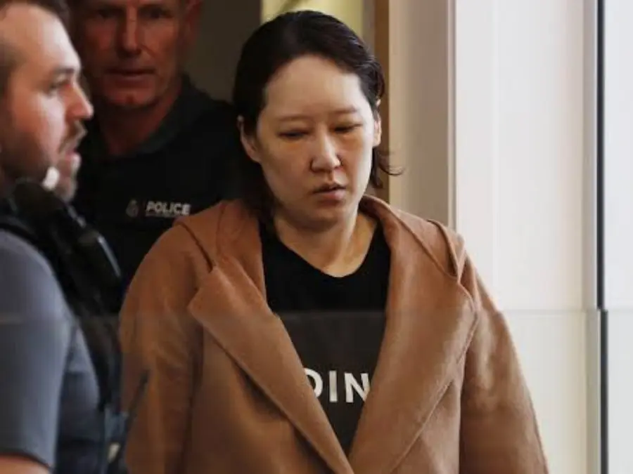 New Zealand suitcase murders: Mother who killed her children, stuffed their bodies in storage sentenced to life imprisonment New Zealand suitcase murders: Mother who killed her children, stuffed their bodies in storage sentenced to life imprisonment