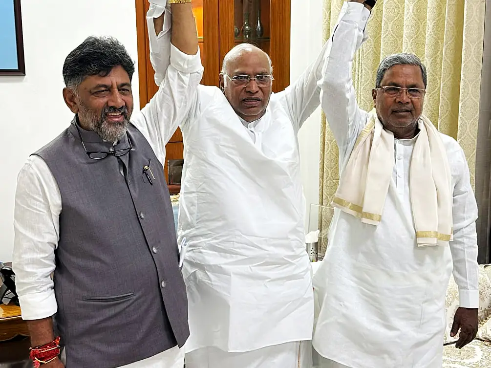 Karnataka political crisis ends? Siddaramaiah, DK Shivakumar say 'no confusion' after breakfast meet Karnataka political crisis ends? Siddaramaiah, DK Shivakumar say 'no confusion' after breakfast meet