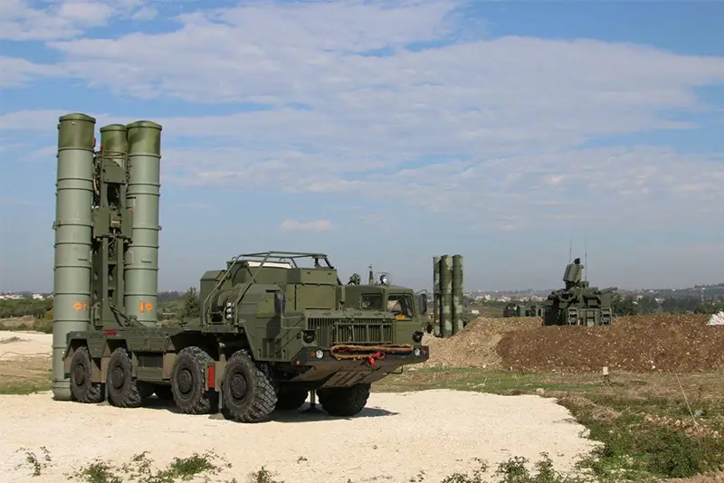 3. Mobile launch vehicles provide rapid deployment and large engagement zones