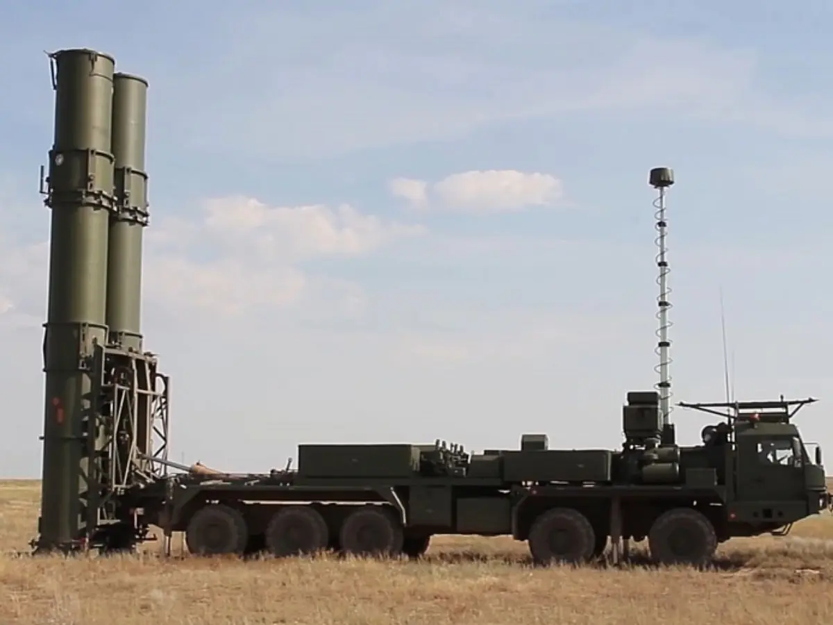 Introduction: Two Titans of Air Defence