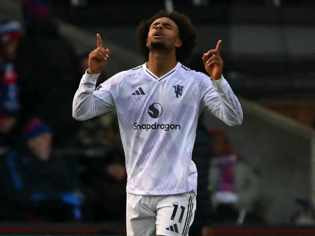 Premier League: Joshua Zirkzee ends goal drought to inspire Man Utd victory at Crystal Palace Premier League: Joshua Zirkzee ends goal drought to inspire Man Utd victory at Crystal Palace