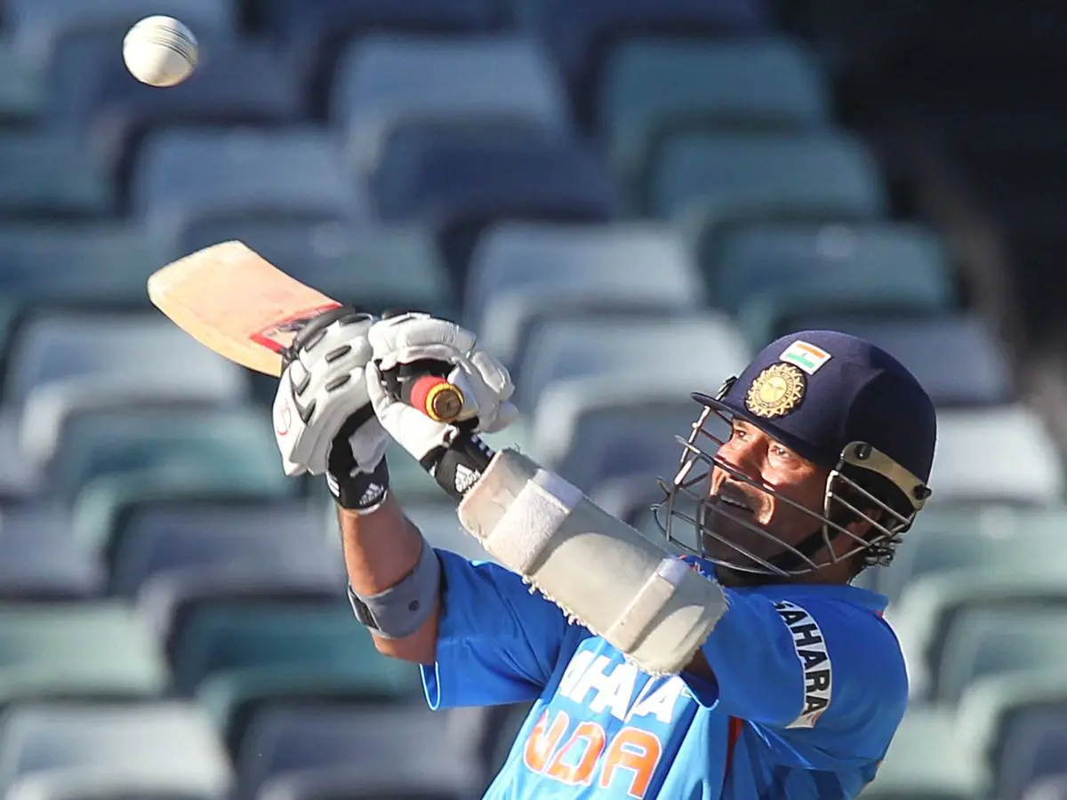 Sachin Tendulkar – 195
