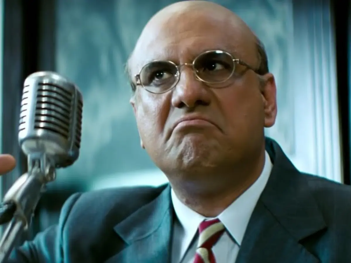 Dr J.C. Asthana in Munna Bhai MBBS