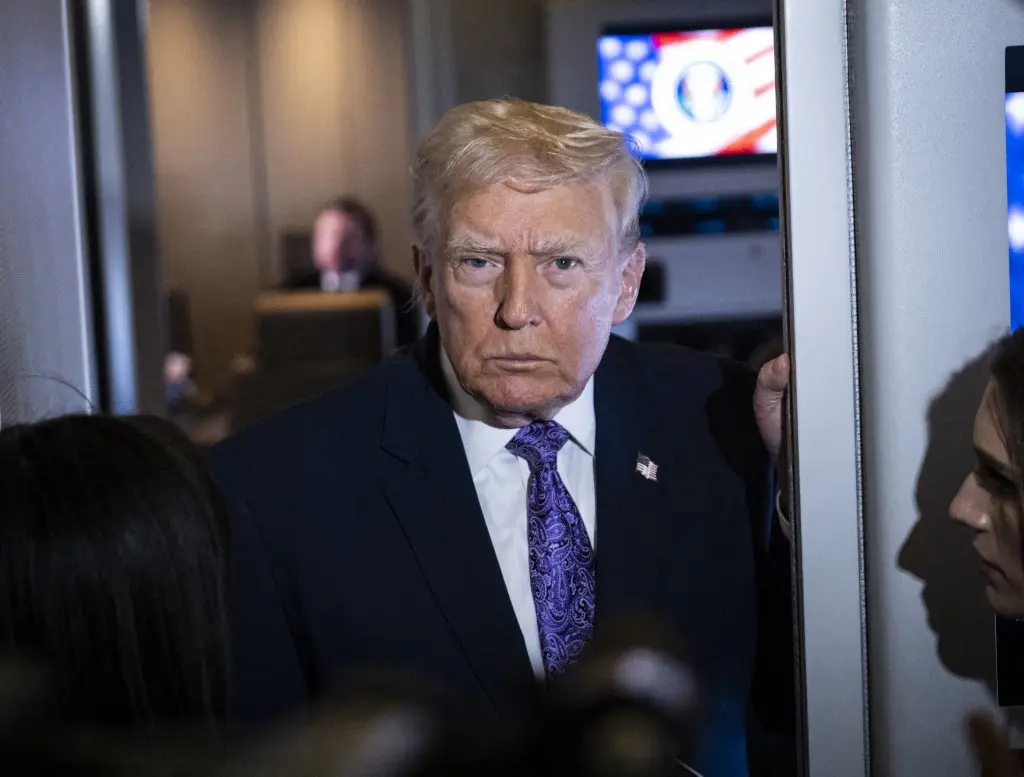 Trump's pardon of drug trafficker ex-Honduras President faces accusation of hypocrisy in 'war on drugs'