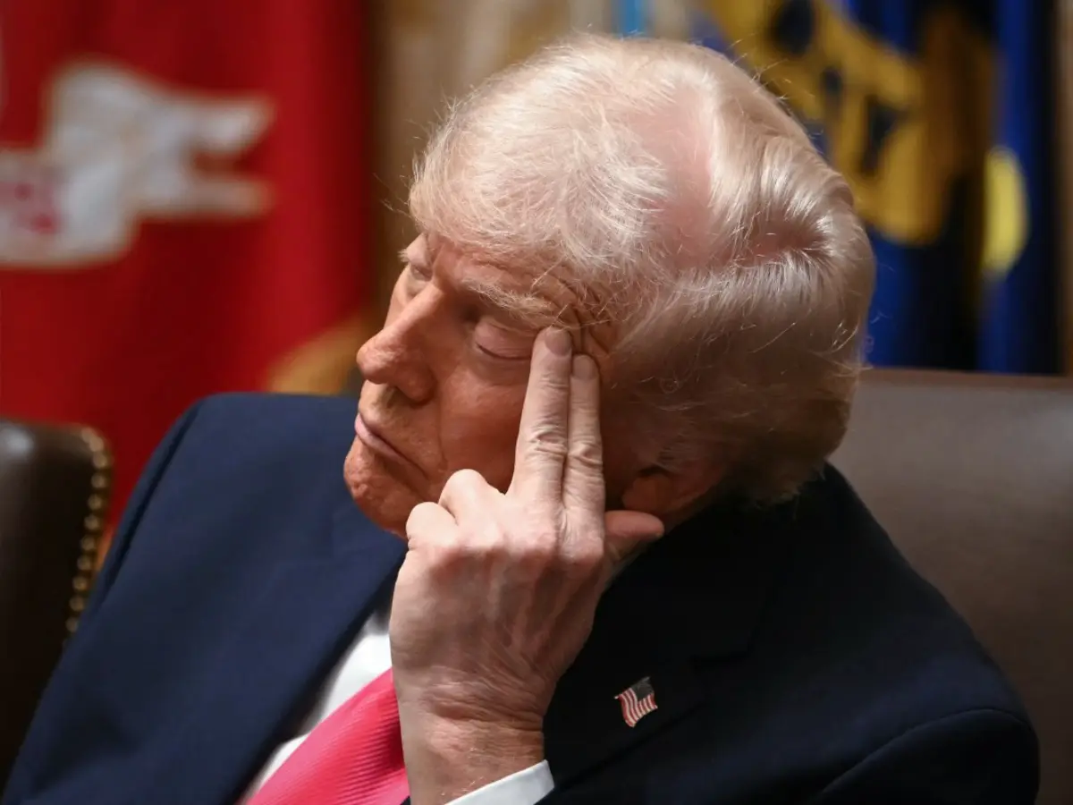 What Trump said about granting clemency to Maxwell?
