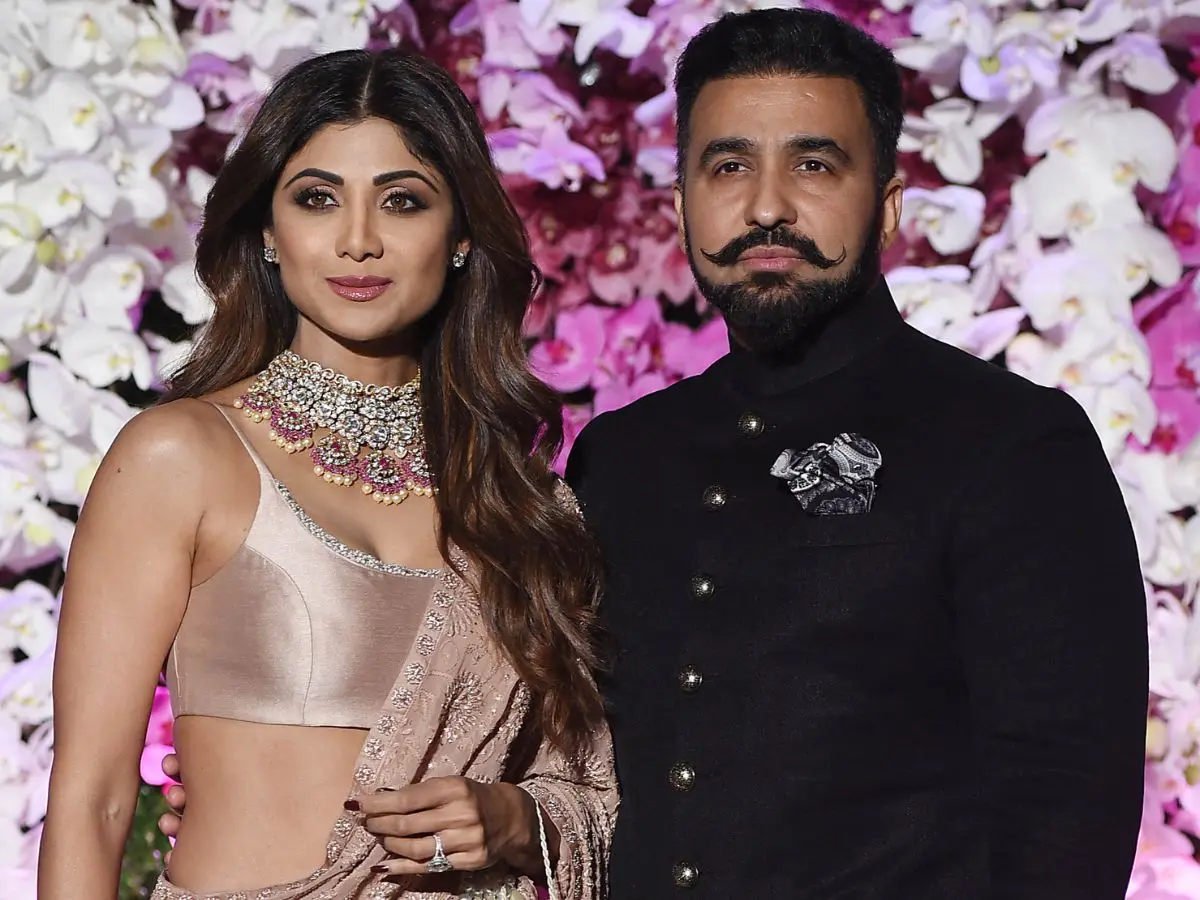 Shilpa Shetty, Raj Kundra planning to leave country amid ₹60 crore fraud case? What we know about their travel permission Shilpa Shetty, Raj Kundra planning to leave country amid ₹60 crore fraud case? What we know about their travel permission