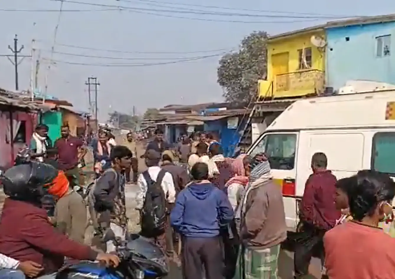 'Toxic gas leak': Protest erupt as 2 dead, dozens fall sick in Jharkhand's Dhanbad
