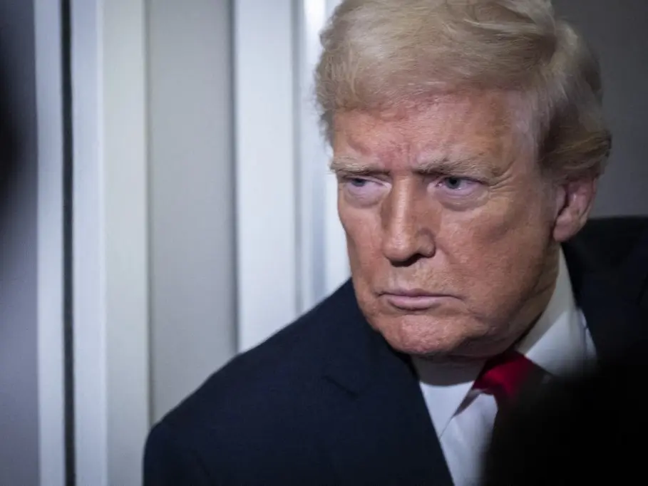 Trump tightens immigration again, cuts refugee work permits to just 18 months Trump tightens immigration again, cuts refugee work permits to just 18 months