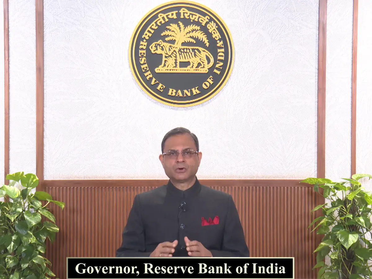 RBI cuts repo rate by 25 bps to 5.25 per cent. Here's what it means for your loan interest rates RBI cuts repo rate by 25 bps to 5.25 per cent. Here's what it means for your loan interest rates