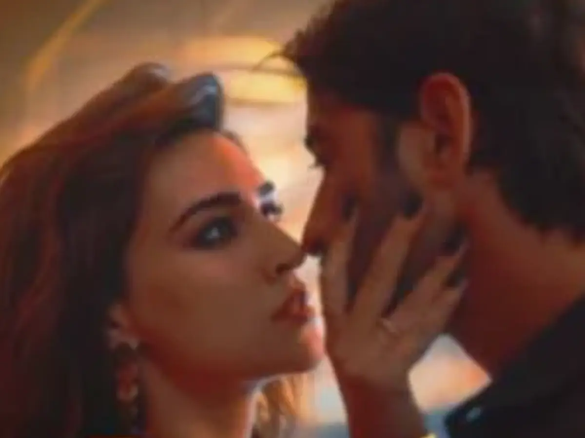 Kanika Dhillon and Kriti Sanon's Do Patti song 'Raanjhan' tops Spotify India charts