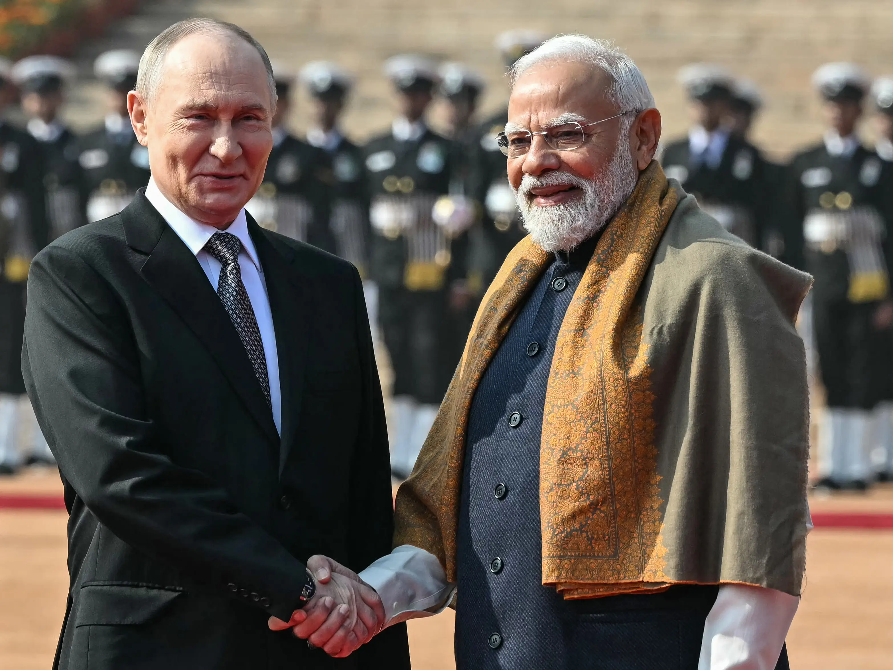PM Modi takes up issue of Indians serving in Russian Army with Putin; MEA urges citizens to reject such offers PM Modi takes up issue of Indians serving in Russian Army with Putin; MEA urges citizens to reject such offers