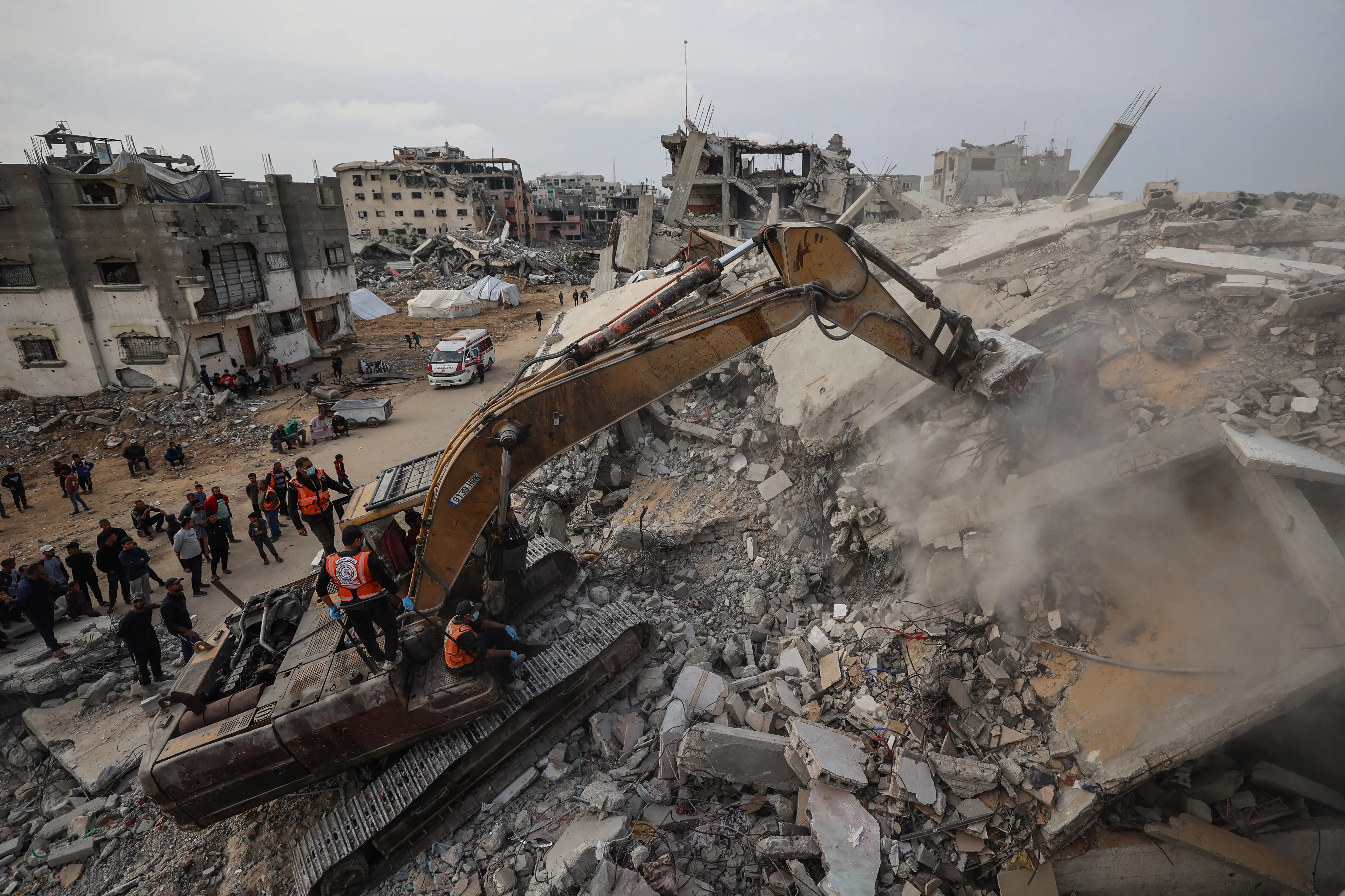 Hamas ready to give up arms to Palestinian authority? Group puts THIS condition