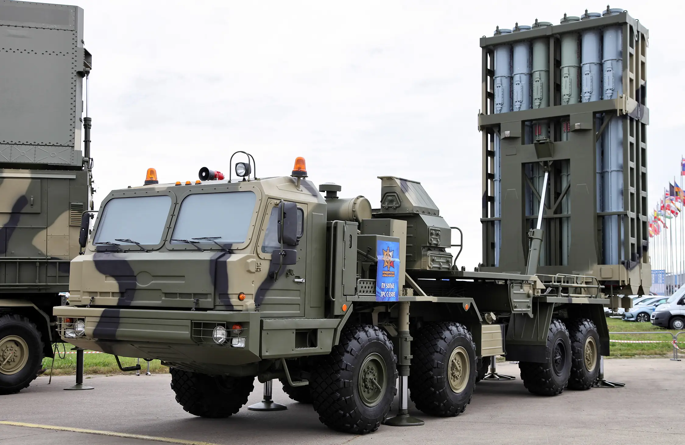 S-500 Prometheus Air Defence System - $2.5 Billion Regiment Cost