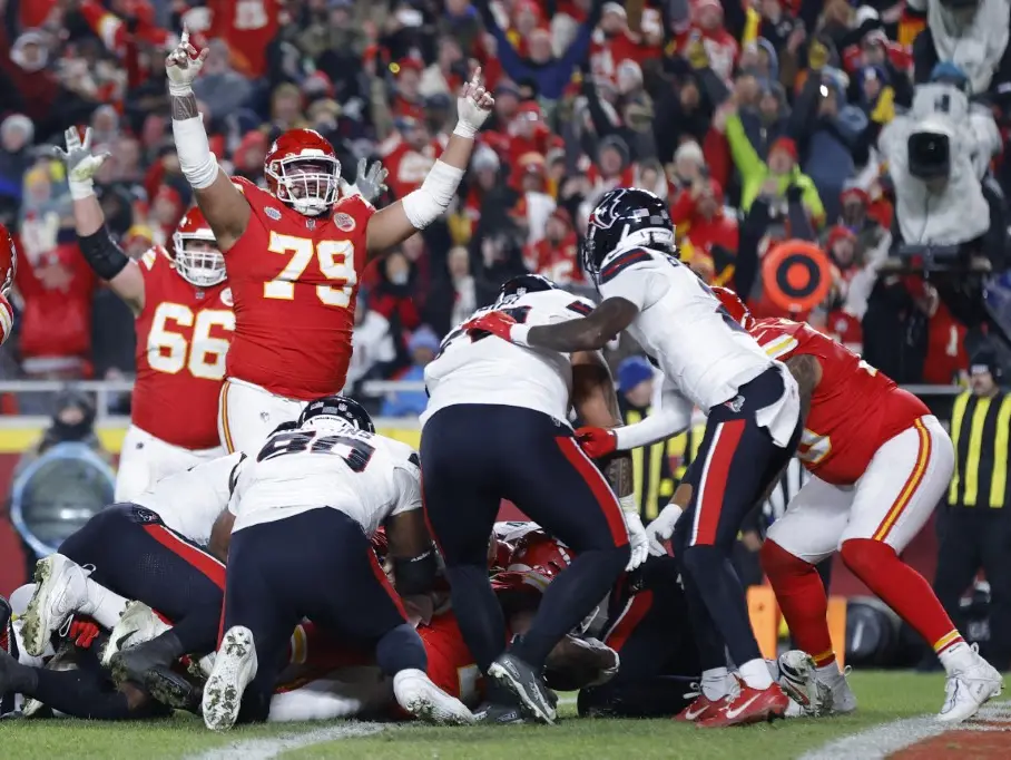Stroud leads Texans to victory over Mahomes' Chiefs Stroud leads Texans to victory over Mahomes' Chiefs