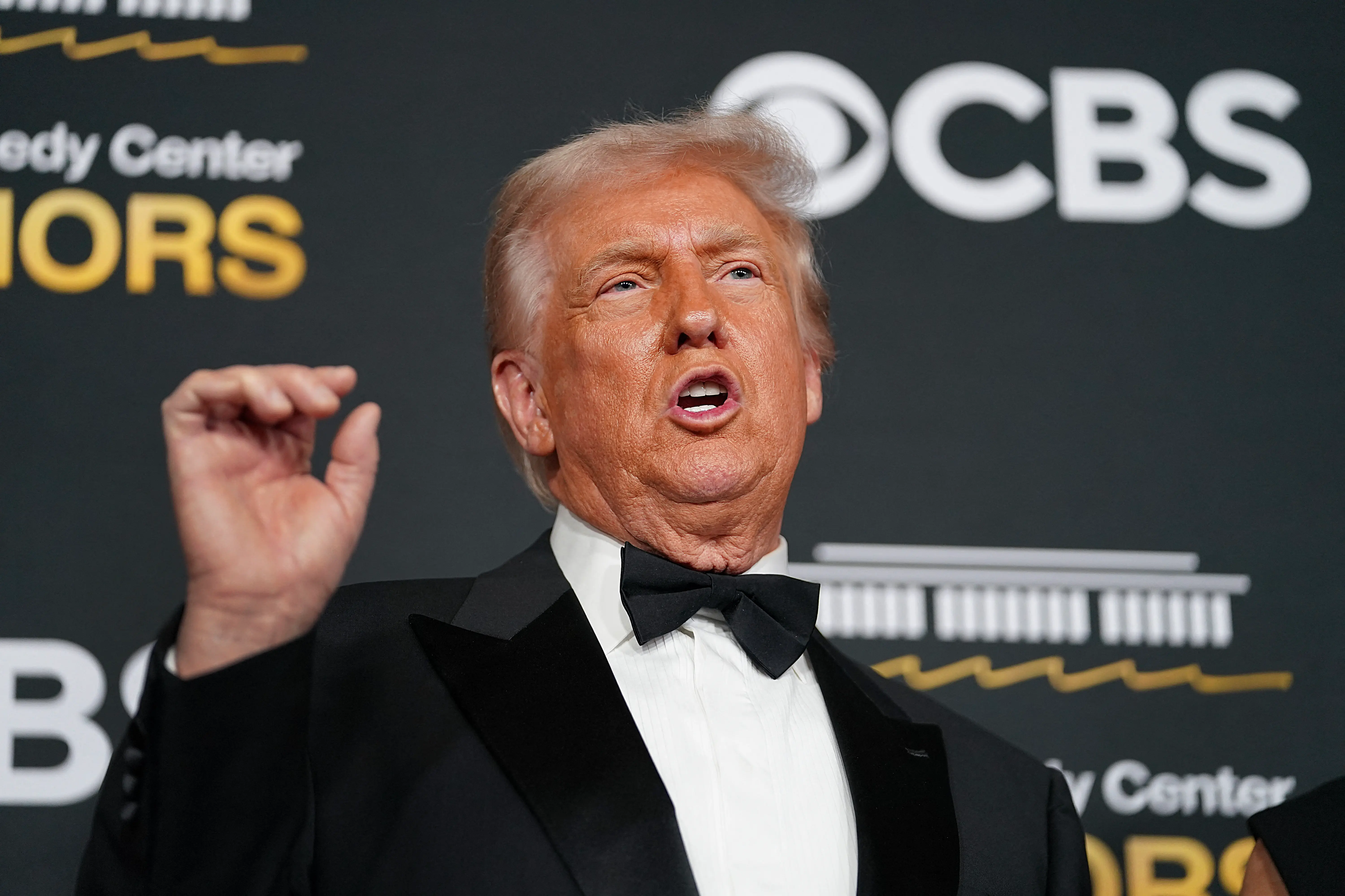 President Donald Trump to give Americans this birthday gift on his 80th