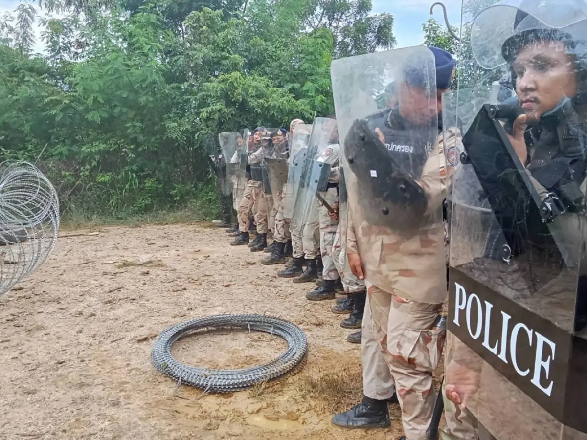 What triggered the fresh clashes?