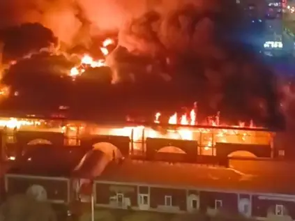 WATCH | Massive fire breaks out in St. Petersburg market after multiple explosions WATCH | Massive fire breaks out in St. Petersburg market after multiple explosions