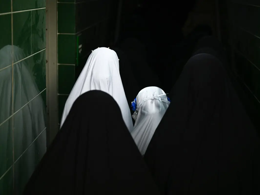 Australian parliament approves bill to ban hijab in schools Australian parliament approves bill to ban hijab in schools