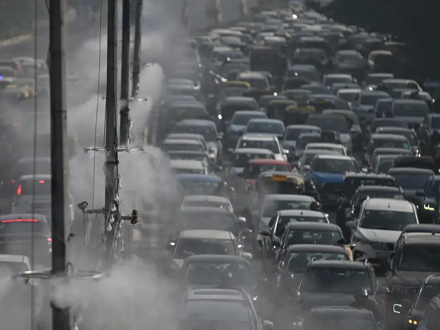 Centre ‘ready to discuss’ Delhi air pollution in Parliament; 'Something concrete should come out of it,' says Priyanka Gandhi