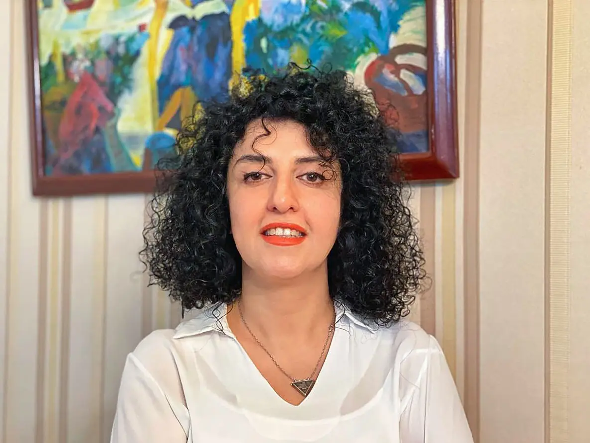 Iran: Nobel-prize-winning activist Narges Mohammadi ‘violently’ arrested Iran: Nobel-prize-winning activist Narges Mohammadi ‘violently’ arrested