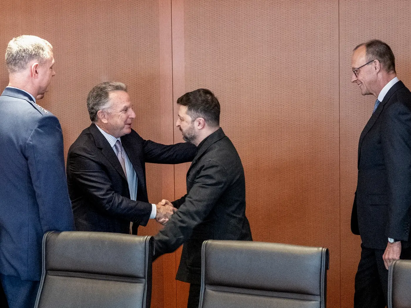 Russia-Ukraine war: Zelensky meets US envoys in Berlin for peace talks Russia-Ukraine war: Zelensky meets US envoys in Berlin for peace talks