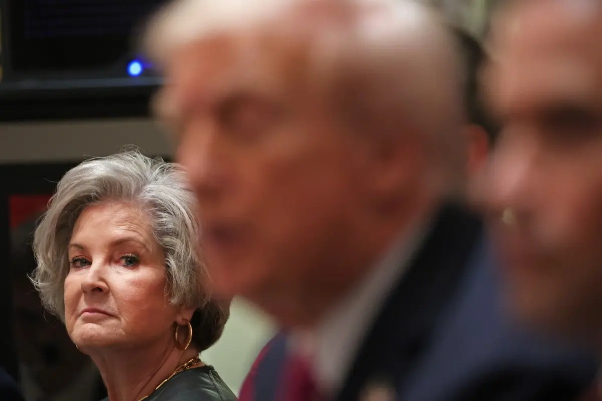 What is the controversy around Susie Wiles? A 'framed hit piece' or a tell-all for the books?