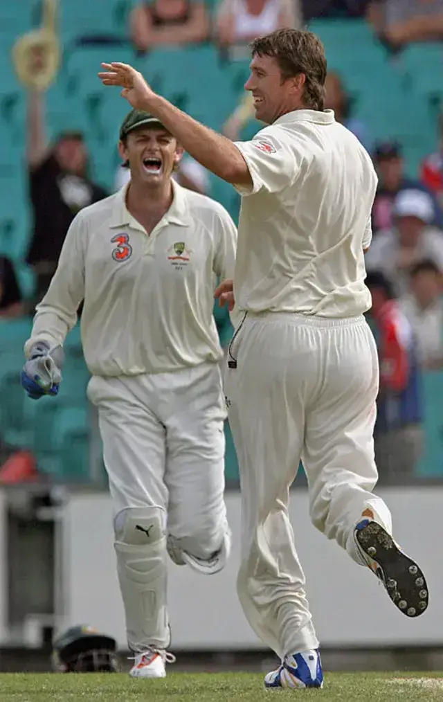 Glenn McGrath - 563 wickets