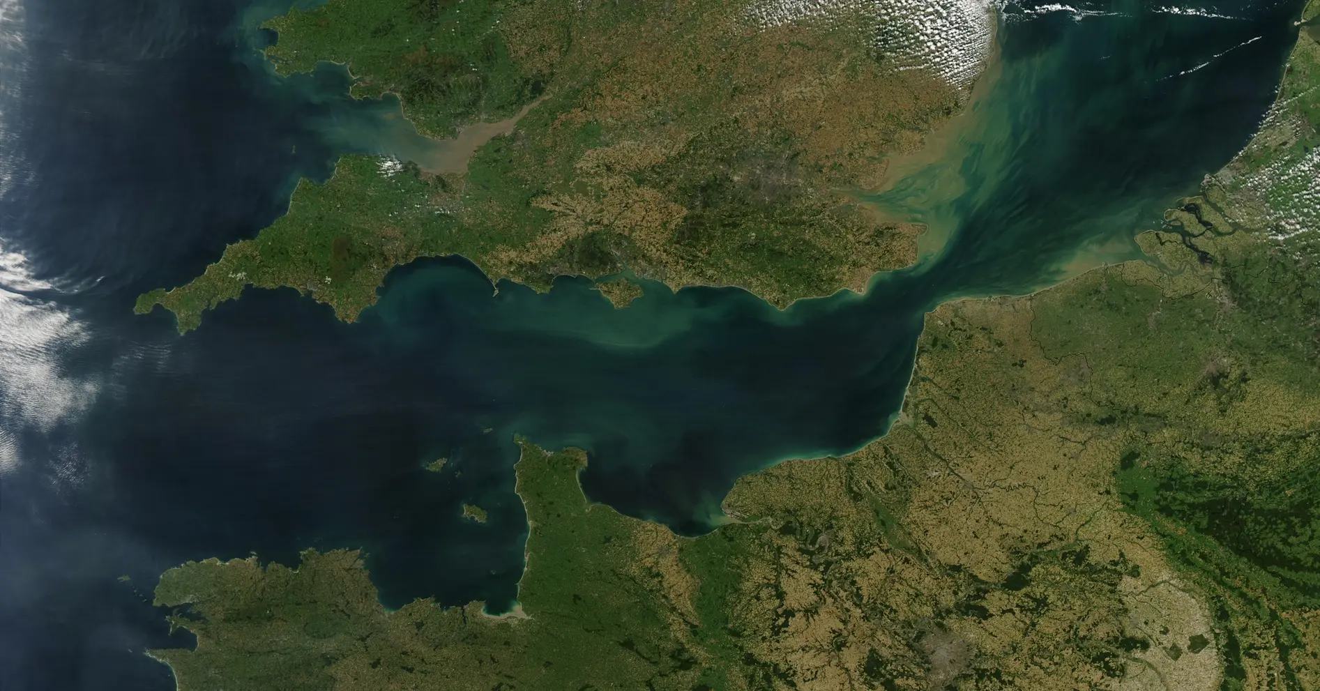 English Channel: The World’s Busiest Lane 500 Daily Ship Crossings